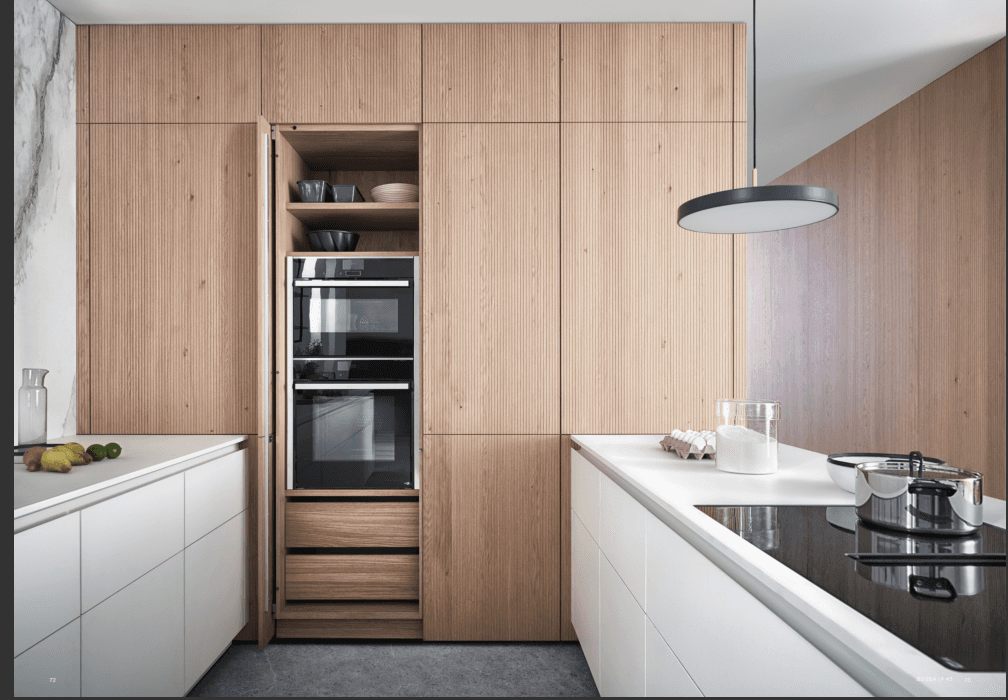 Tailored Modern Pantry & Wardrobe Solutions